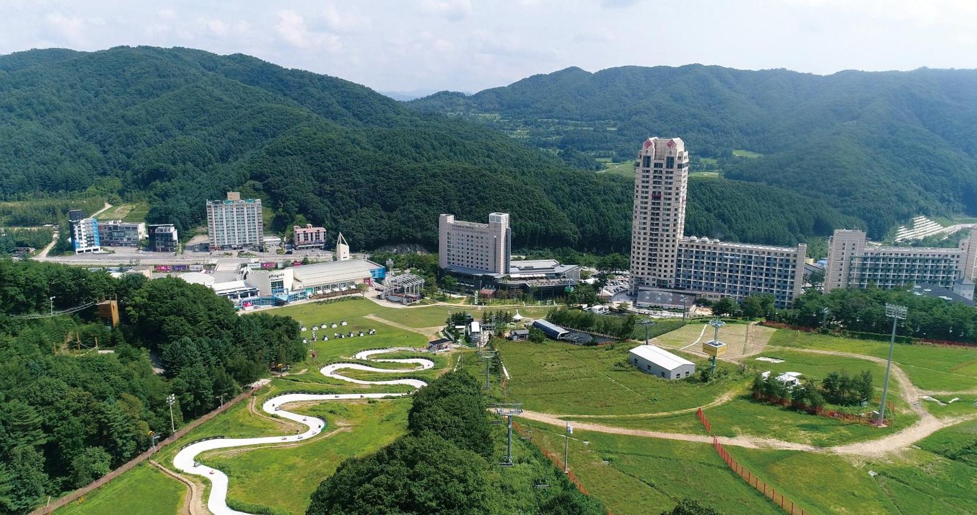 Phoenix Hotel Pyeongchang Exterior foto